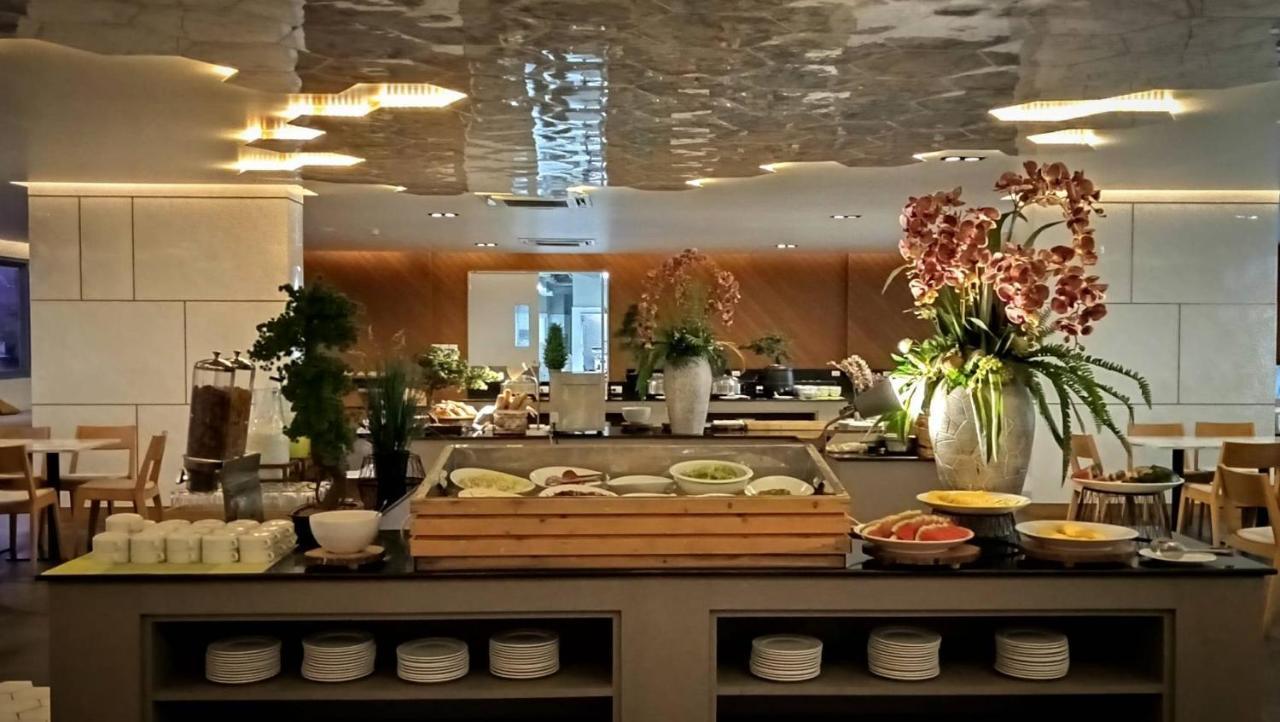 Beehive Boutique Hotel Phuket Esterno foto