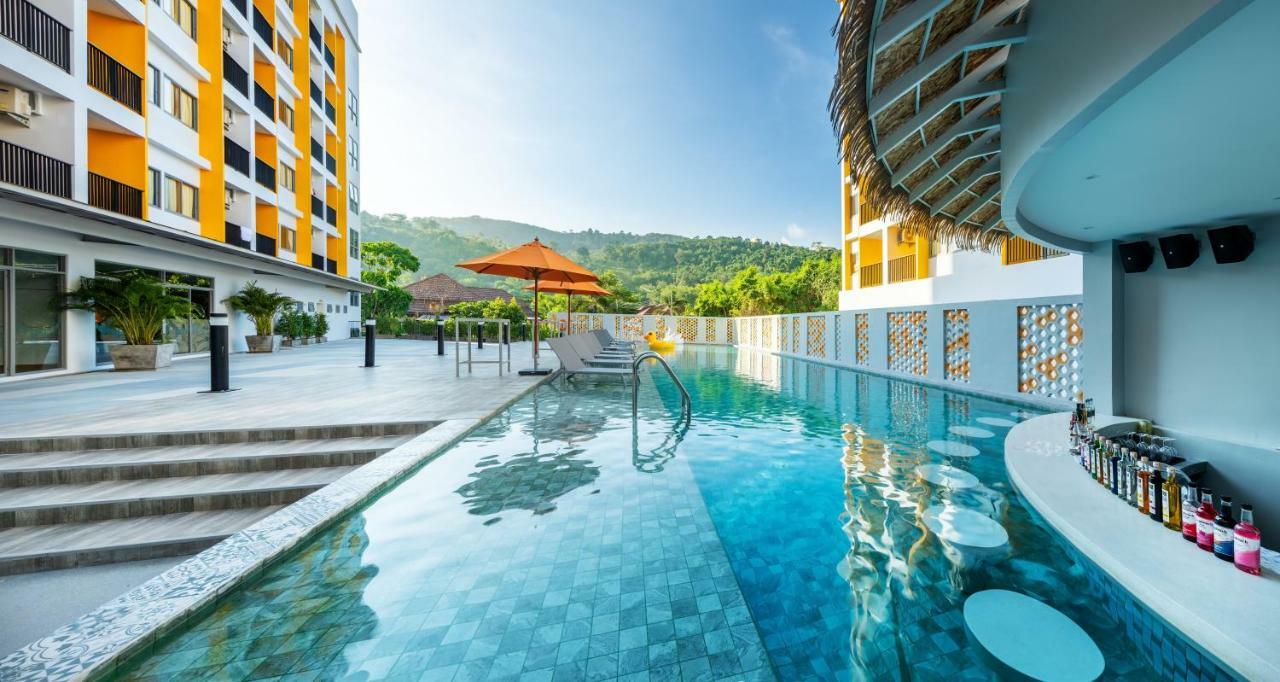 Beehive Boutique Hotel Phuket Esterno foto