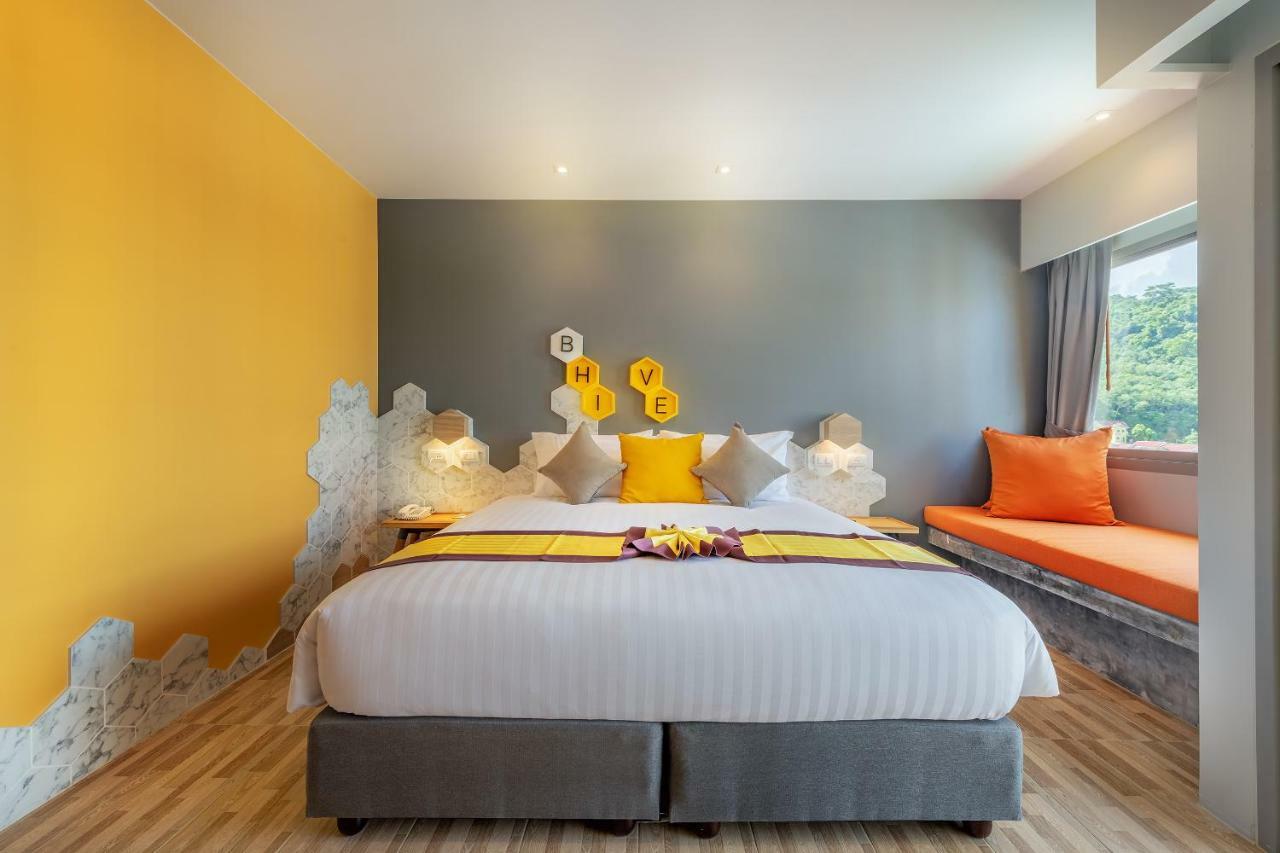 Beehive Boutique Hotel Phuket Esterno foto
