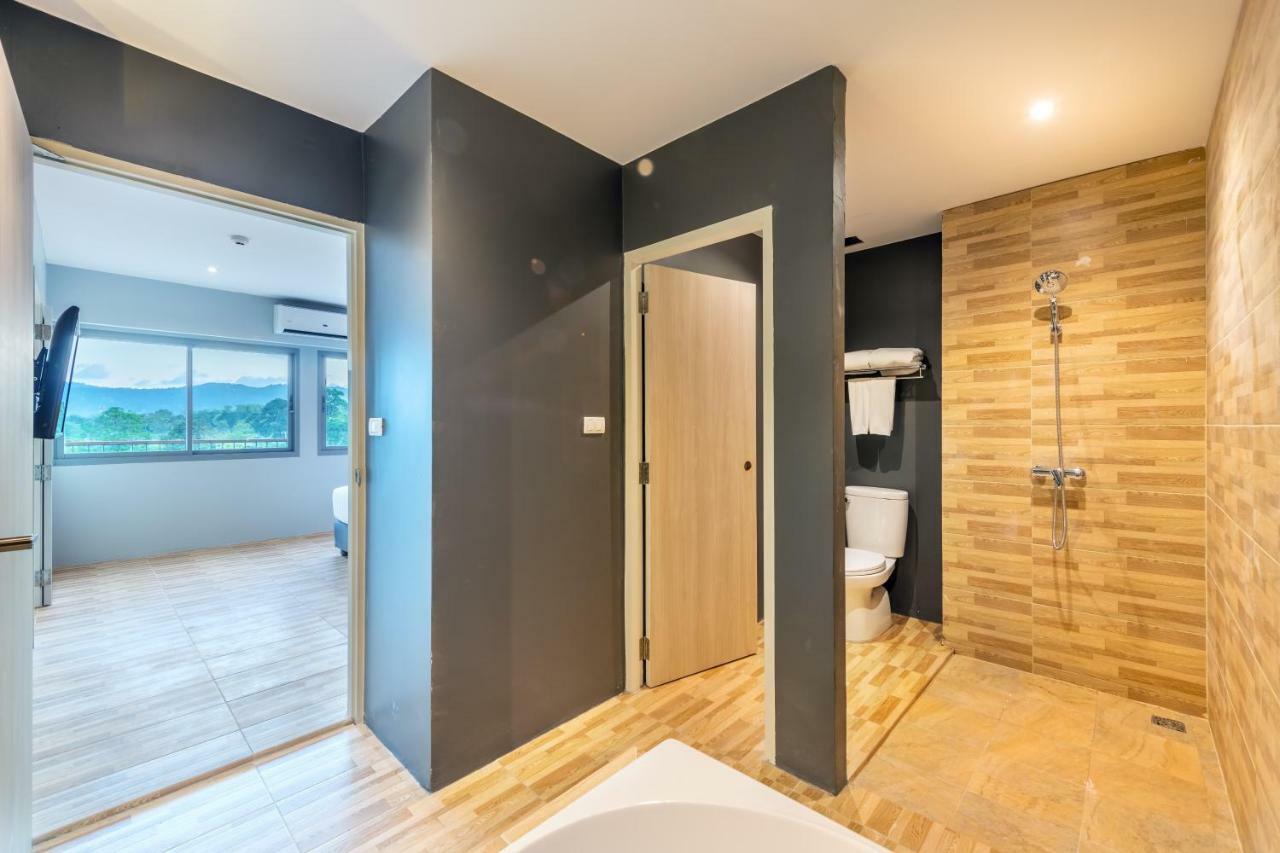 Beehive Boutique Hotel Phuket Esterno foto